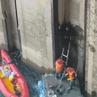 水库电站闸门槽维修