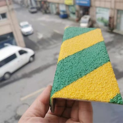 金刚砂防滑板
