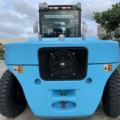 电动10吨叉车